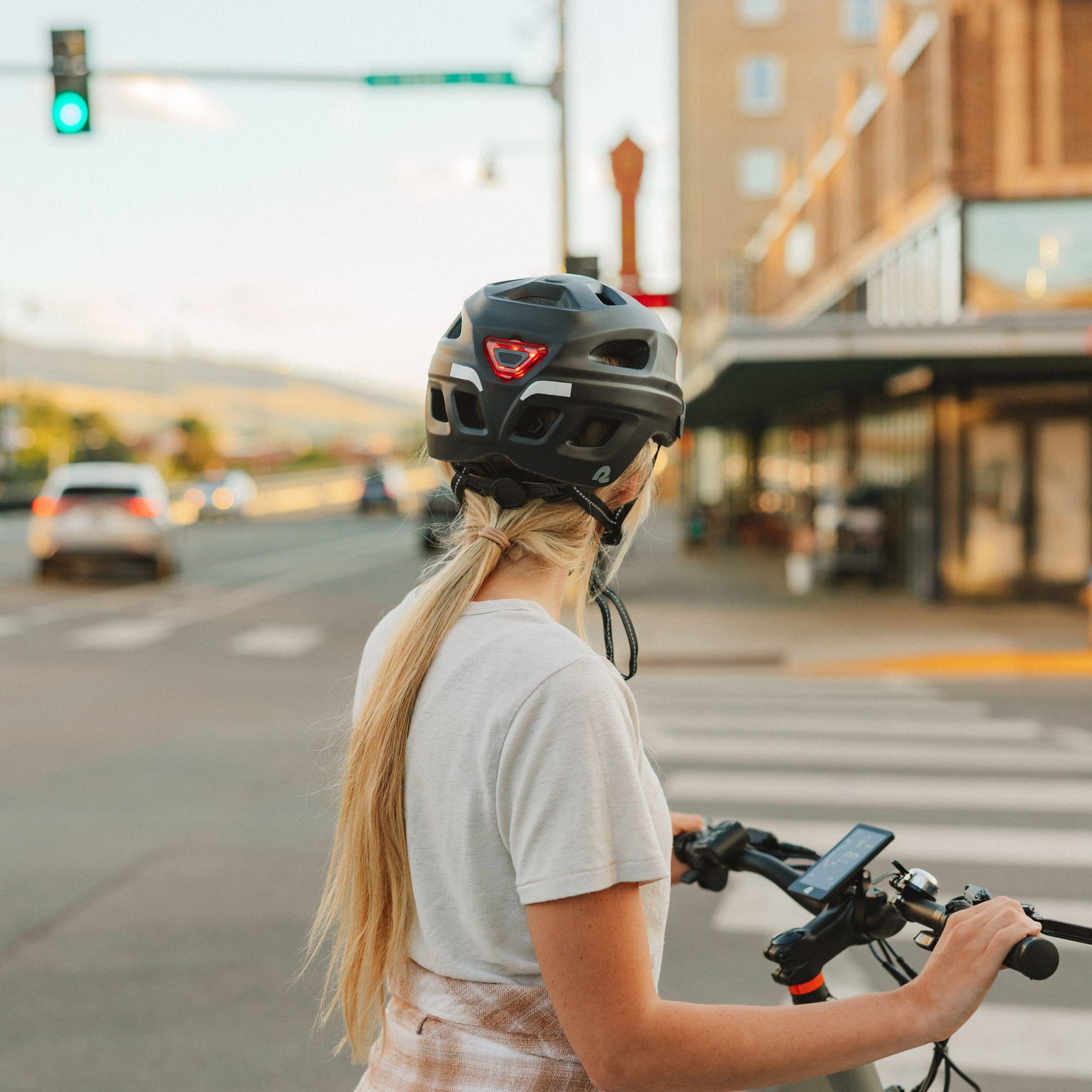 best bike messenger helmets Bolle City / Cycle Helmet (Black Wash Matte) with Rear Proline Skates What to Look for in