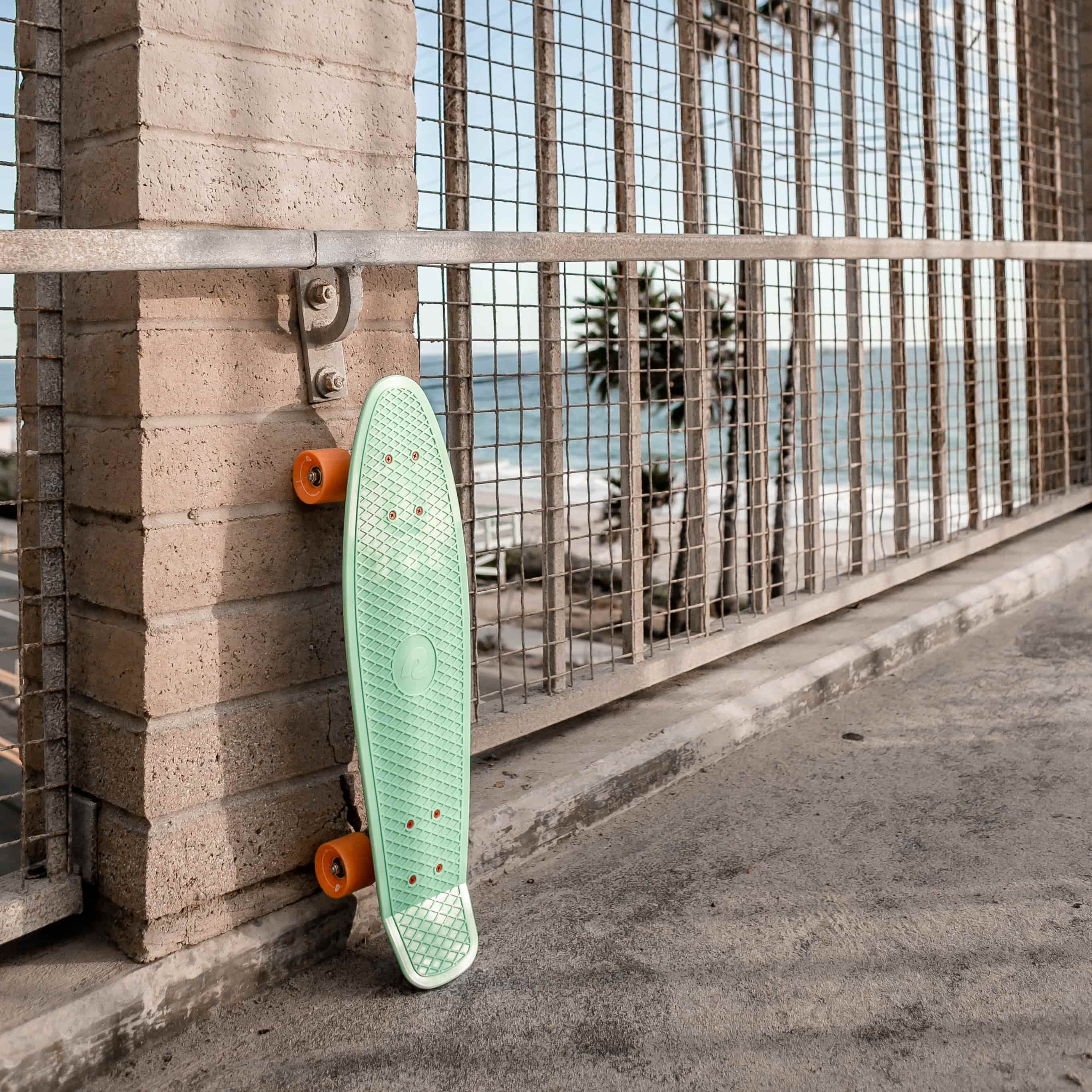 Tips for Picking a Cruiser Skateboard That Rides Smooth | retrospec