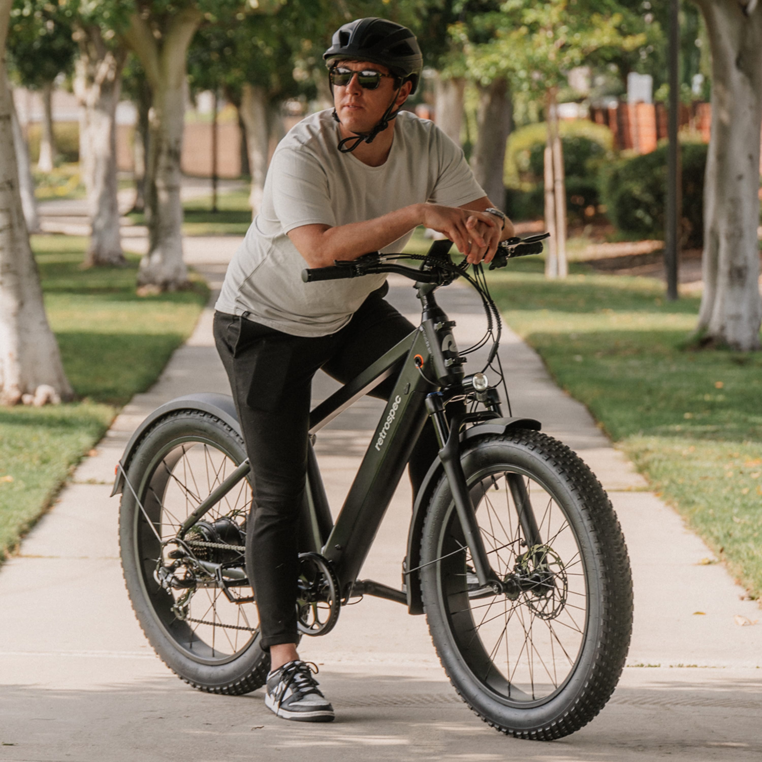 Koa Rev 2 26” Fat Tire Electric Bike | retrospec