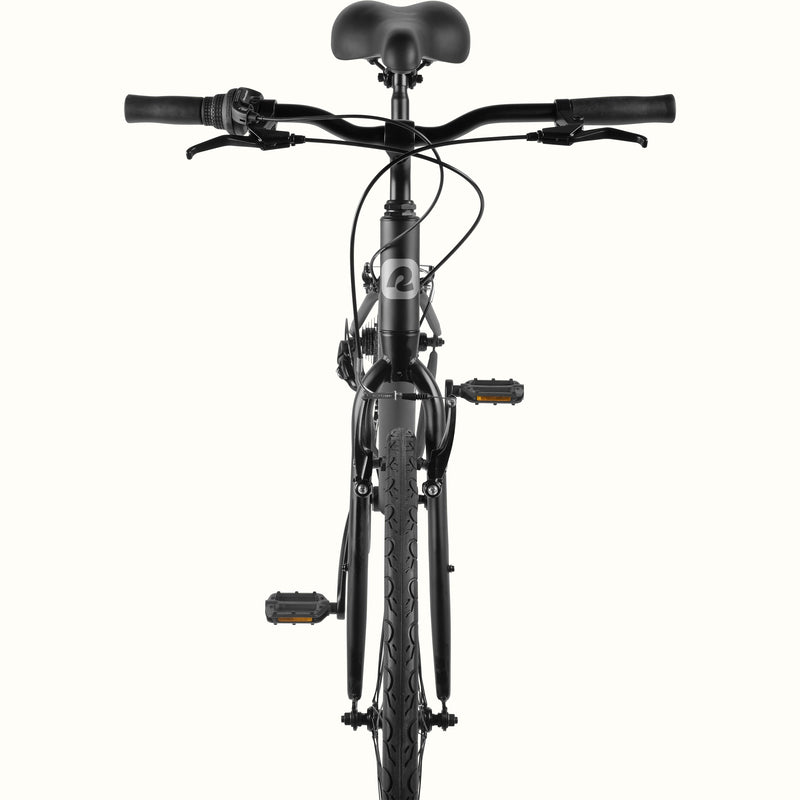 retrospec Barron commuter bike men will find upright and comfortable, in matte black with wide tires and disc-style brakes.