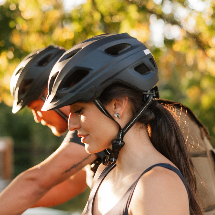 Lennon Bike Helmet | Matte Navy